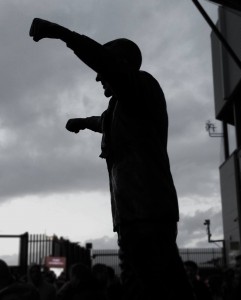 shanks-statue-1